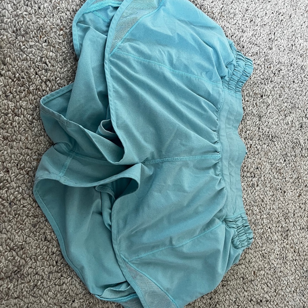 Lululemon Hotty Hot Shorts 2.5